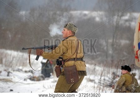 Leningrad Region, Russia - January 22, 2012: The German Gunners During The Second World War To Occup