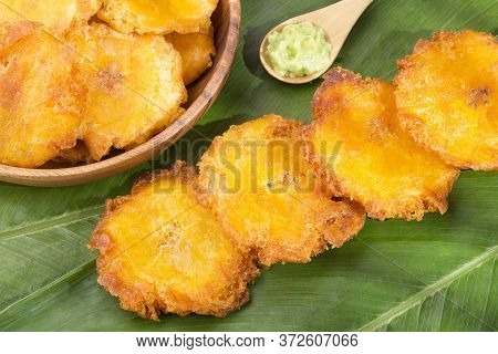Patacón Fried Flattened Pieces Of Green Plantain (tostón, Tachino)