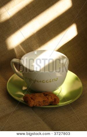 Пустые шапку и печенья