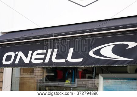 Bordeaux , Aquitaine / France - 02 15 2020 : O'neill Surf Shop Brand Water Sport Sign Store Logo Bra