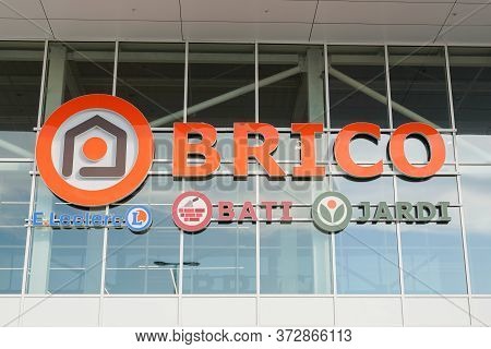 Bordeaux , Aquitaine / France - 11 13 2019 : Brico Leclerc Logo Super Store Brand Of General Commerc