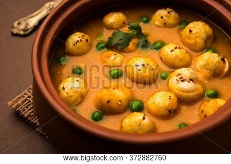 Lotus Seeds Peas Curry Or Phool Makhana Masala Sabzi.