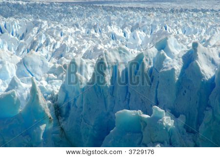 der Perito Moreno Gletscher in Patagonien, Argentinien.