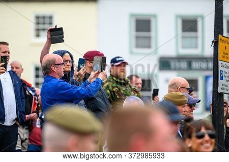Richmond, North Yorkshire, Uk - June 14, 2020: British All Lives Matter Counter Protesters Use Smart