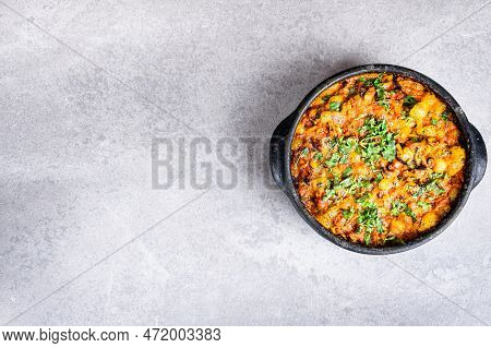 Charru Mussel, Known In Brazil As Sururu Moqueca, On White Wooden Table.