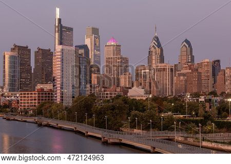 Philadelphia Downtown Skyline With The Schuylkill River. Beautiful Sunset Light. Schuylkill River Tr