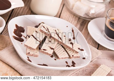 Neapolitan Wafers Filling With Hazelnut Chocolate Cream.