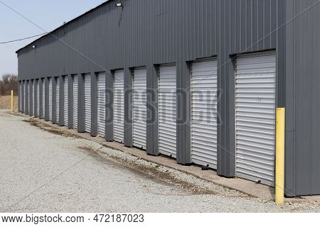 Self Storage And Mini Storage Garage Units. Personal Warehouse Lockers Provide Safe And Secure Stora