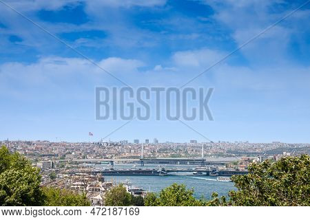 Panorama Of The Golden Horn, On The Bosphorus Strait In Istanbul, Turkey, With The Bridges Of Galata