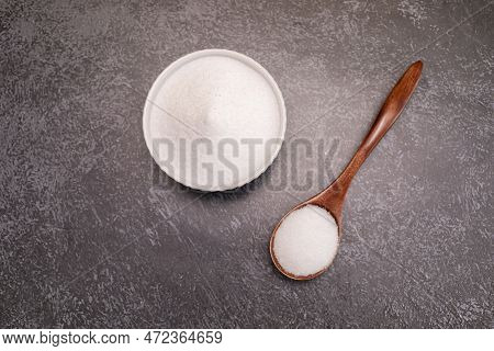 Organic Sweetener Erythritol, Produced By Fermentation From Corn, Called Dextrose In Ceramic Bowl, W