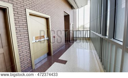 Augusta, Ga Usa - 01 26 23: Richmond County Courthouse Locked Exit Door