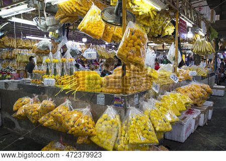 Bangkok, Thailand- 14 Feb, 2023: Flowers Sold In The Flower Market Pak Klong Thalat In Bangkok. It I