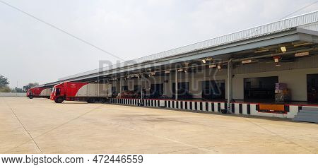 Ratchaburi, Thailand-february 25, 2023: Cargo Or Warehouse For Storage And Transport Parcel For Ship