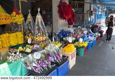 Bangkok, Thailand- 14 Feb, 2023: Flowers Sold In The Flower Market Pak Klong Thalat In Bangkok. It I