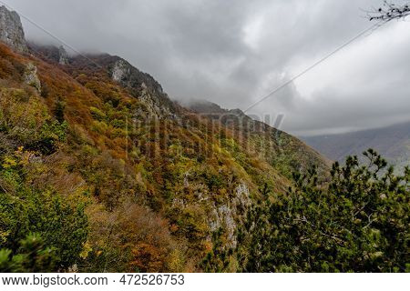2022 10 23 Durlo Multicolored Valleys 3