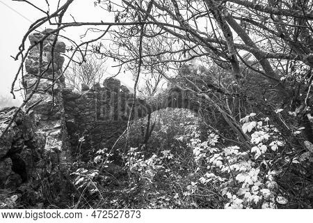 2022 10 23 Durlo Ruins In The Fog 2
