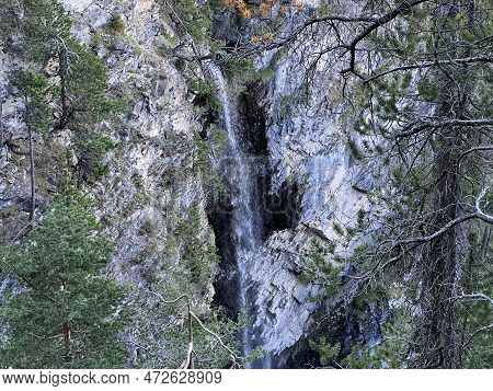 Waterfall On The Selabach Stream Or Selabach Waterfall (selabachfall), Alvaneu Bad (alvagni Bogn) - 