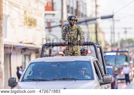Matamoros, Tamaulipas, Mexico - September 16, 2022: Desfile 16 De Septiembre, Member Of The Navy Han