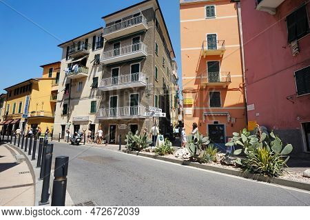 San Terenzo, Italy - May 2011: Beautiful Streets Of Picturesque San Terenzo Village. Gulf Of La Spez