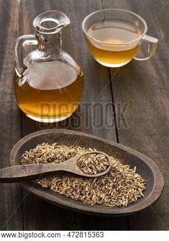 Infusion Of Foeniculum Vulgare - Hot Medicinal Fennel Tea