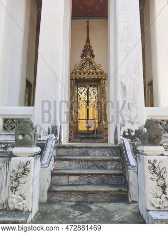 Magnificent Exteriors Of Phra Mondop In Wat Pho, Bangkok. This Scripture Hall Has Its Own Library Fi