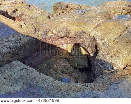 Large Marine Sedimentary Rock. Tola, Rivas, Nicaragua.
