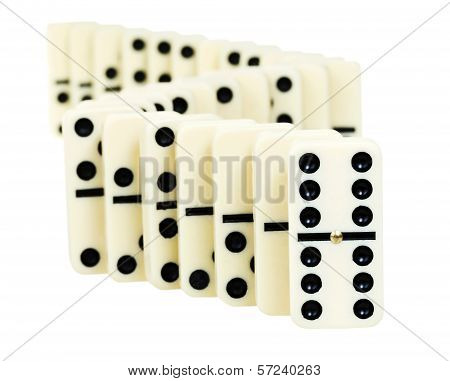 Zigzag From Dominoes