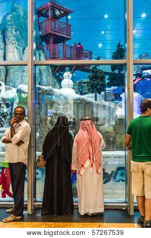 Ski Dubai Is An Indoor Ski Resort With 22,500 Square Meters Of Ski Area