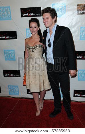 Jennifer Love Hewitt and Alex Beh  at the 