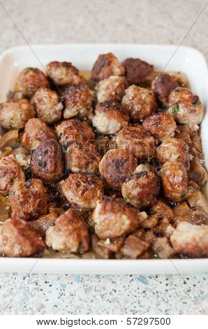 Meatballs with eggplant