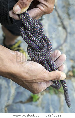 figure eight knot re-threaded