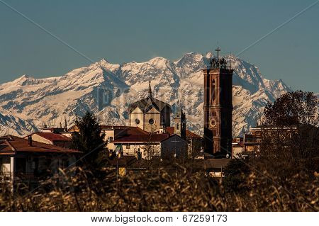 The church and the Monte Rosa