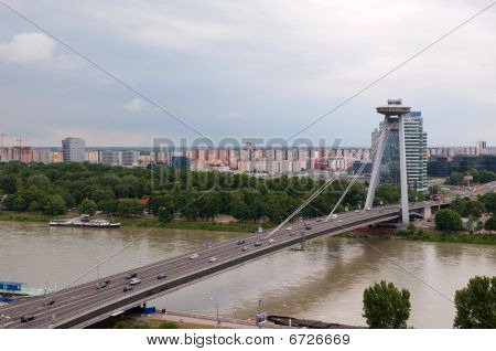Bratislavské hlavní most