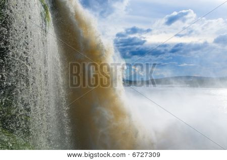 Wasserfall in Canaima, venezuela