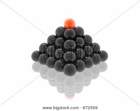 Fekete piramis piros labda