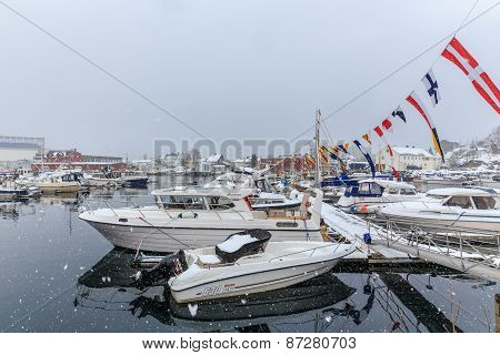 World championship in arctic cod fishing.