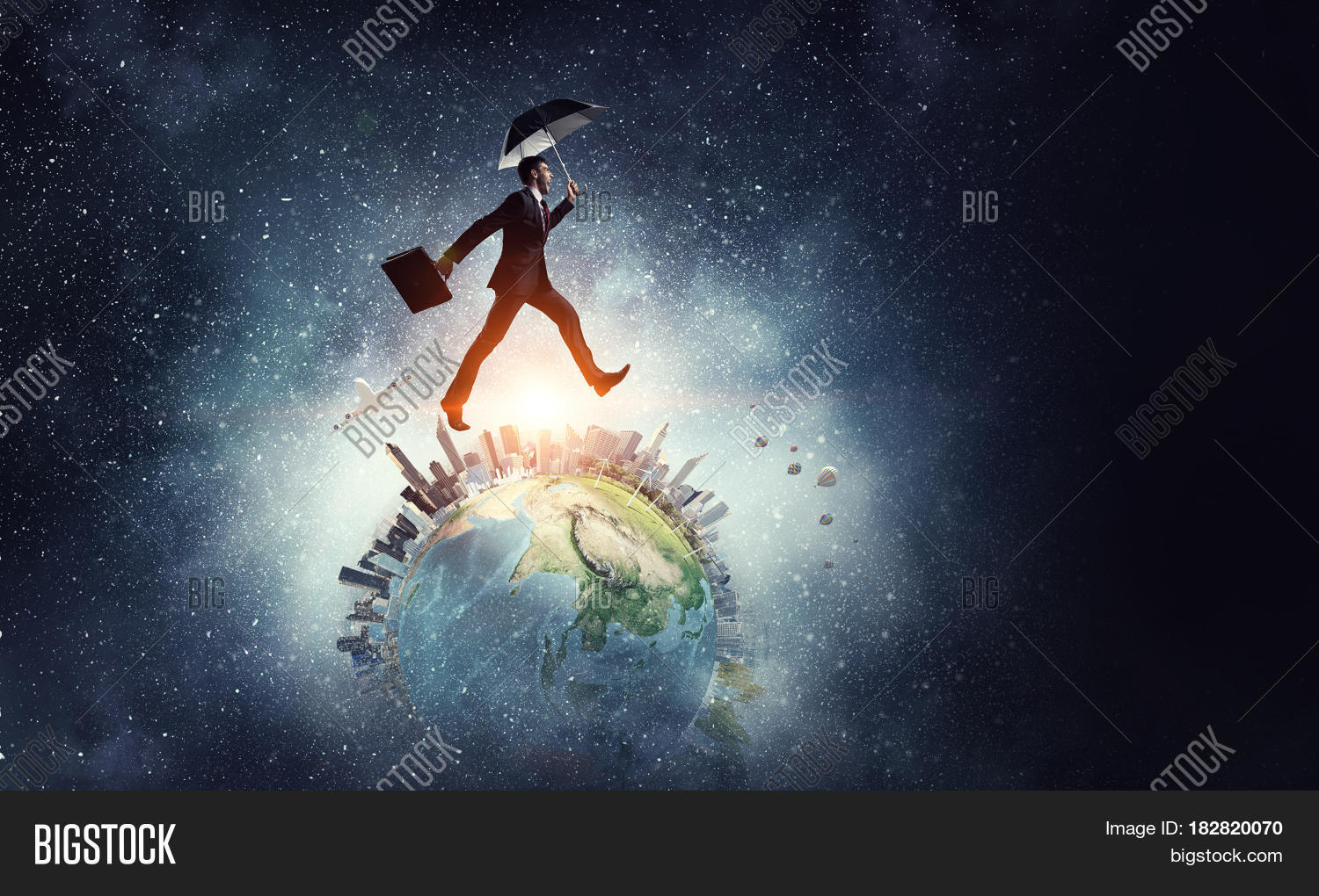 Running around the world. Спортивные люди. Running around the world. Running around the world. Физическая активность.