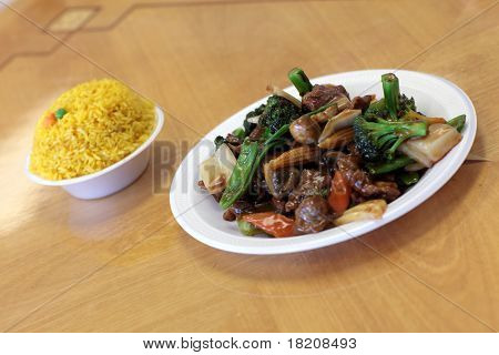 Chinese salade en rijst