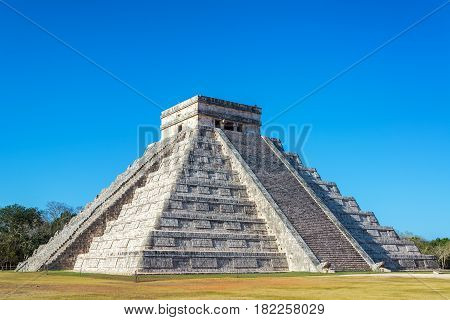 El Castillo In Chichen Itza
