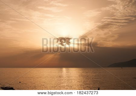 Cloudy desert quiet quiet deserted calm sea to the horizon in cloudy weather