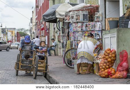 valladolid Mexico 13th March 2017: people outside on the streets