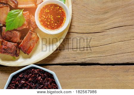 Pork Bone Baked And Sauce