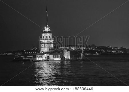 Black and white Maiden's Tower - Istanbul