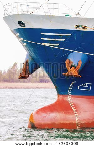 Image of a big ship in the roadstead