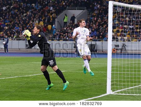 Ukrainian Premier League: Dynamo Kyiv V Shakhtar