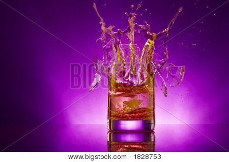 Fialový Splash
