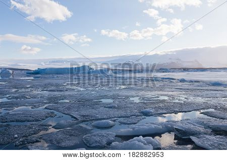 Iceland winter Jakulsarlon lake nautral landscape background