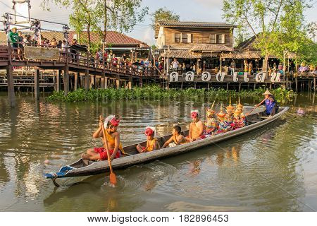 Manohra Show Songkran Water Festival April 14, 2017. Visitors to visit. Klong Dan floating market Ranot District, Songkhla Province, Thailand