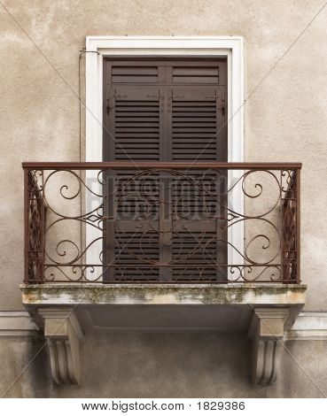 Pencere