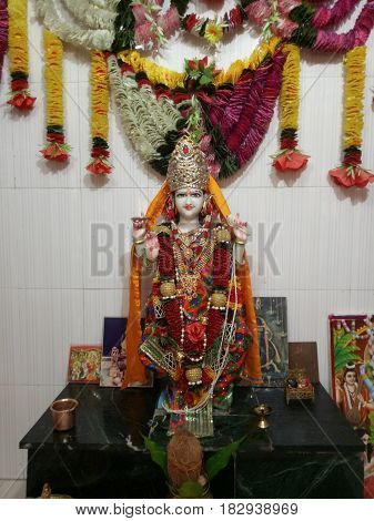 LORD VISHNU WITH HOLY SMILE & SUDARSHAN CHAKRA